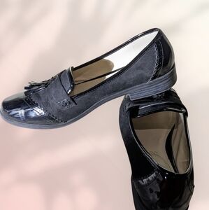 Elegant Black Loafers for Women